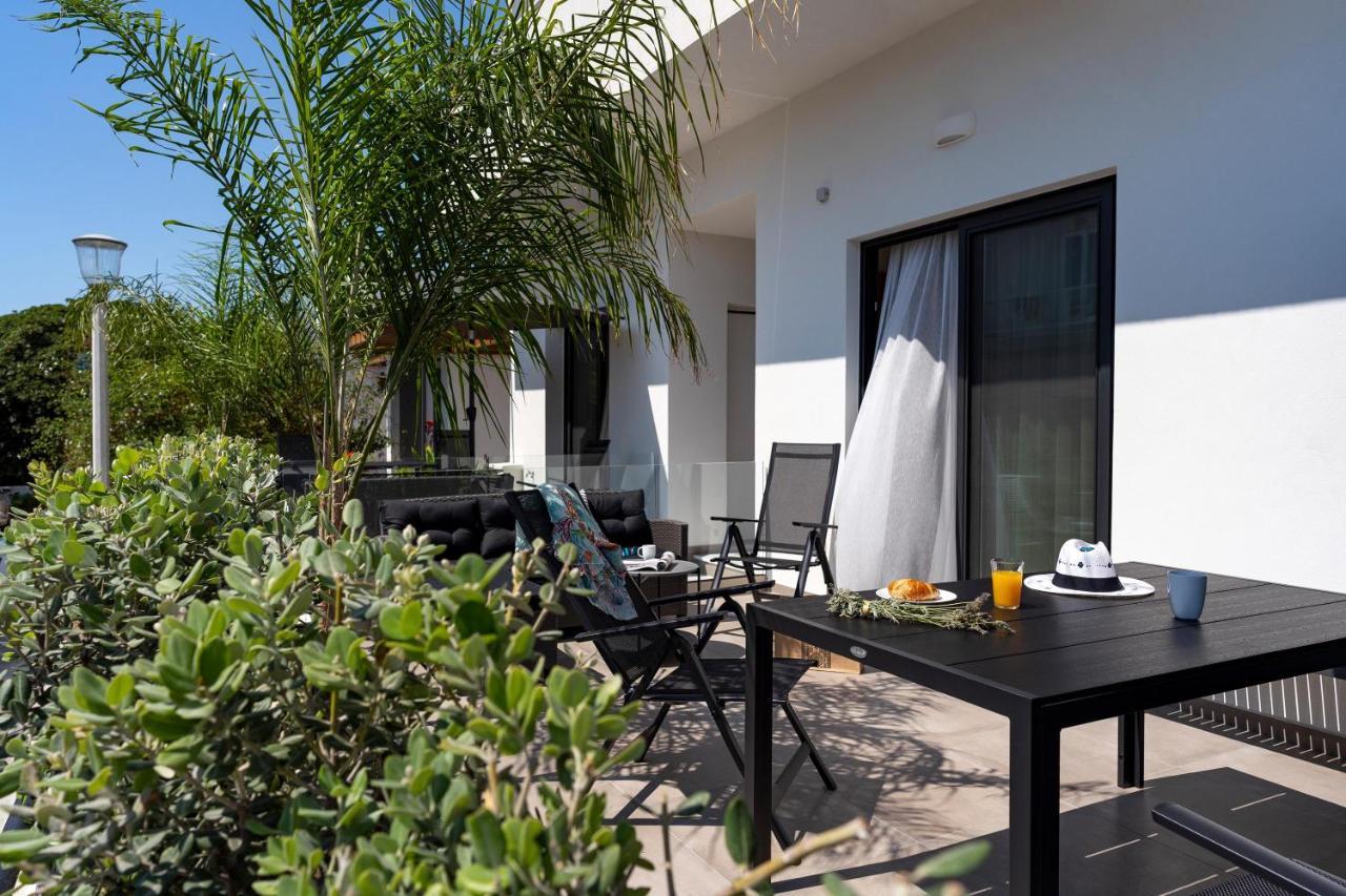 Lucian City Apartments Rhodes City Szoba fotó