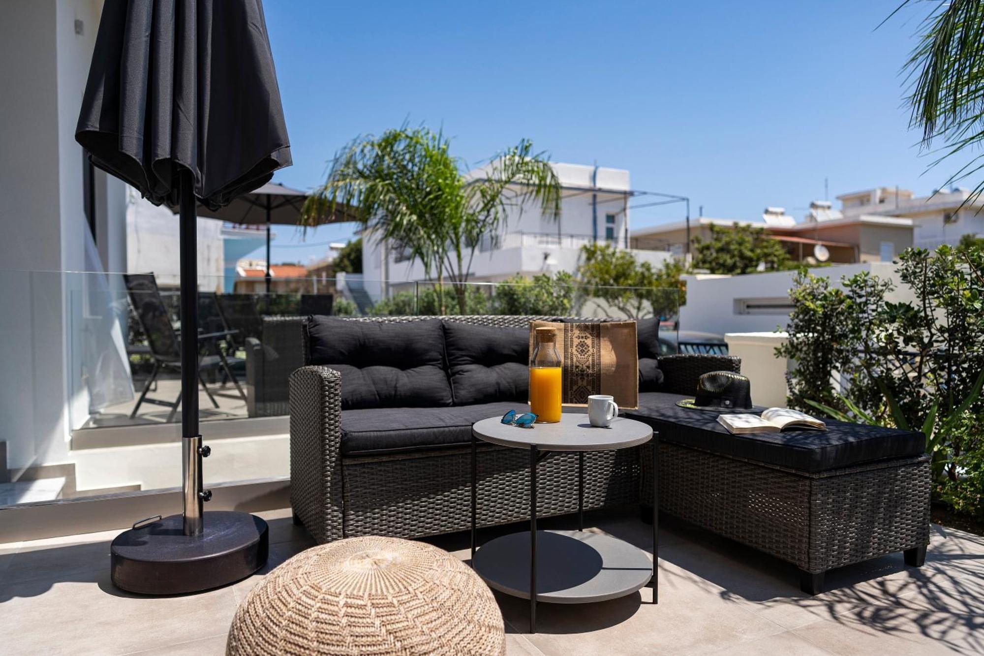Lucian City Apartments Rhodes City Szoba fotó